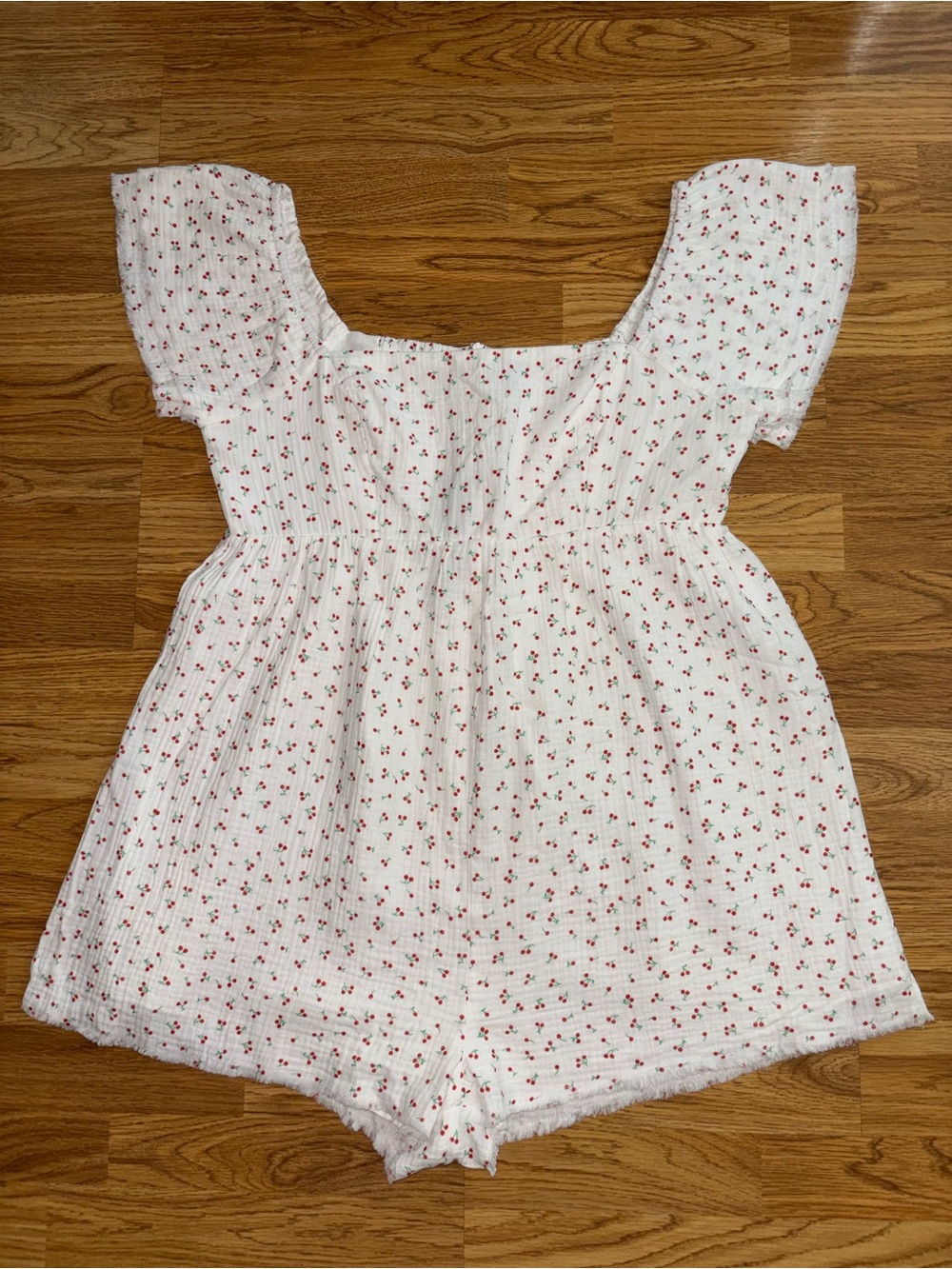 Fashion Nova Cherry On Top White Gauze Romper Women’s Size XL Babydoll Style NWT